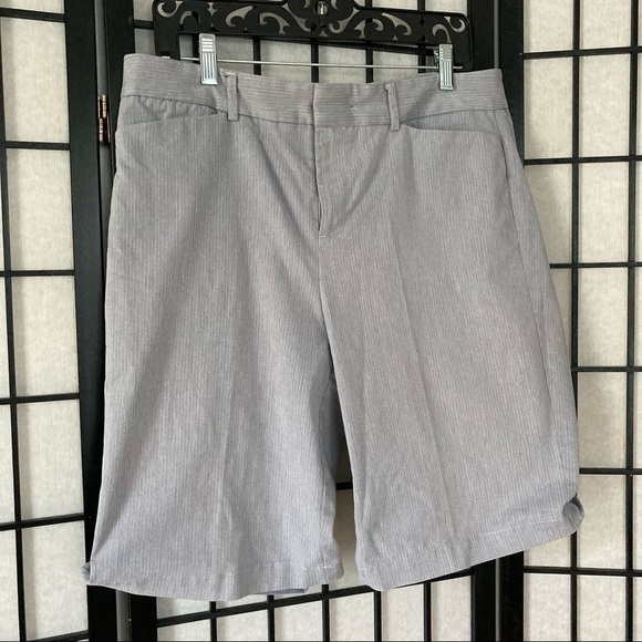 Dockers Ideal Fit Shorts Blue Large 12 - Picture 2 of 7